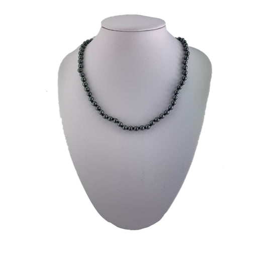 "Enrich yourself with the protective power of Hematite - Discover our stylish Hematite necklace!"