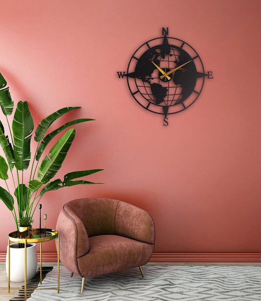 Metal compass wall clock for the wall with 3D effect!